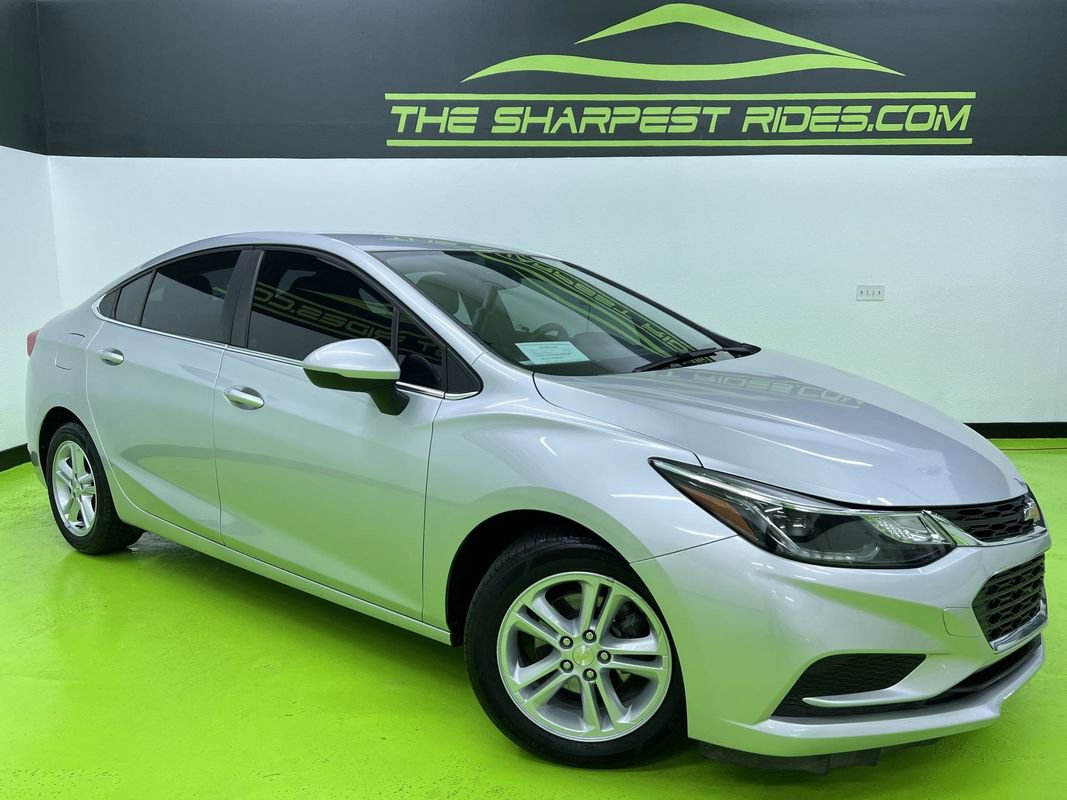 Used 2016 Chevrolet Cruze LT w/ Convenience Package FWD image 1