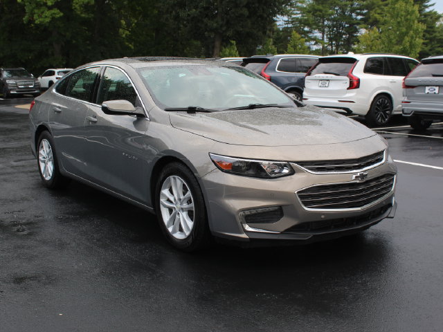 Used 2017 Chevrolet Malibu Hybrid w/ Leather Package FWD image 1
