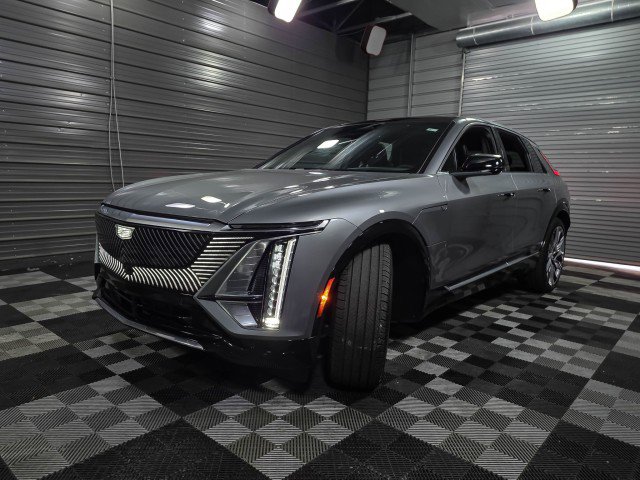 Used 2025 Cadillac Lyriq Luxury w/ LPO, Floor Liner Package image 45
