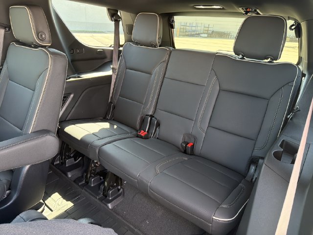 New 2026 Chevrolet Tahoe Premier w/ Sun And Tow Package AWD/4WD image 26