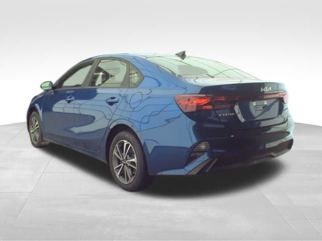 Used 2024 Kia Forte LXS image 6