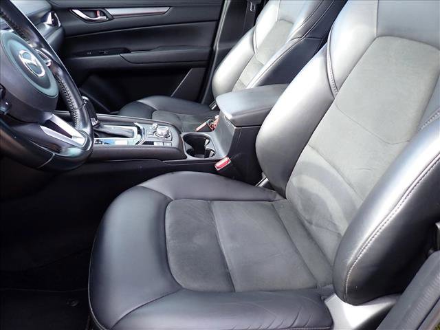 Used 2018 MAZDA CX-5 Touring w/ Preferred Equipment Package FWD image 11