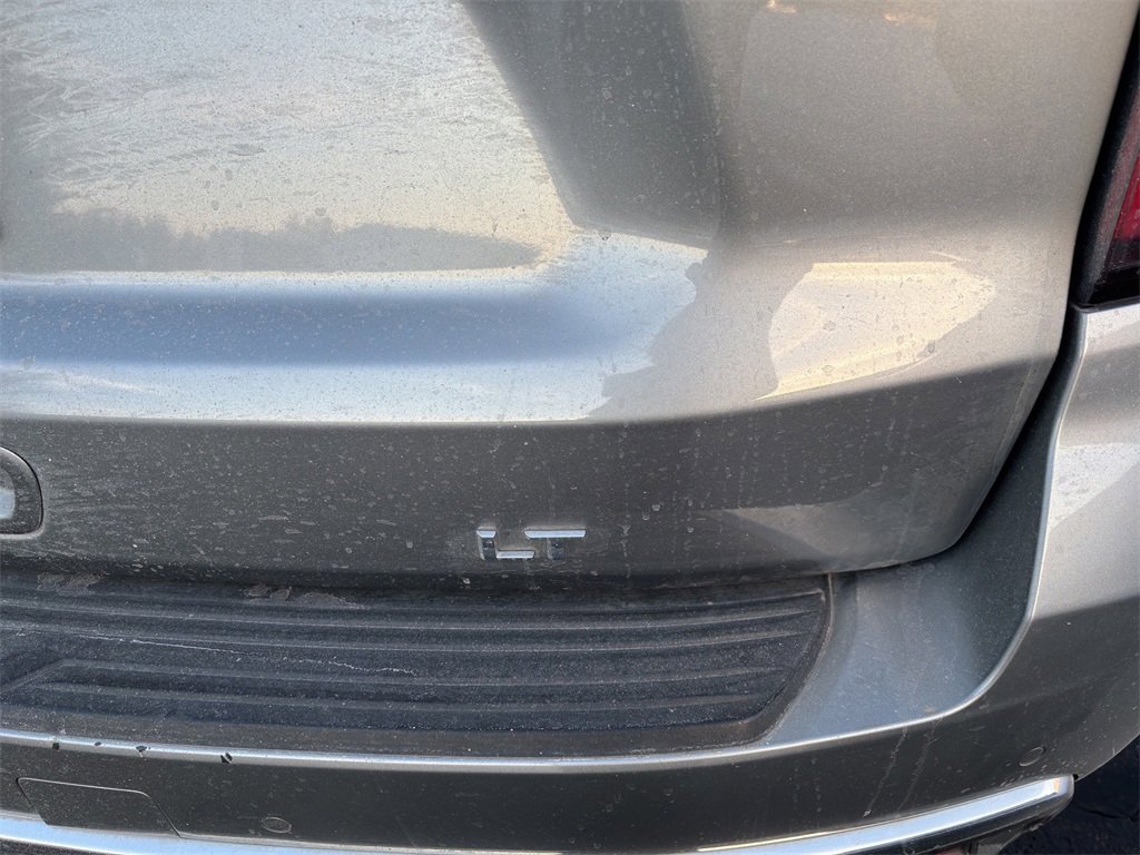 Used 2023 Chevrolet Tahoe LT w/ Luxury Package image 9