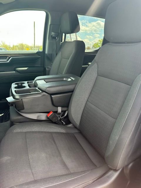 Used 2024 Chevrolet Silverado 1500 LT AWD/4WD image 36