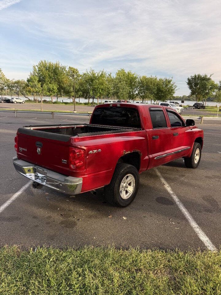 Used 2008 Dodge Dakota Laramie w/ Mopar Chrome Edition Group AWD/4WD image 8