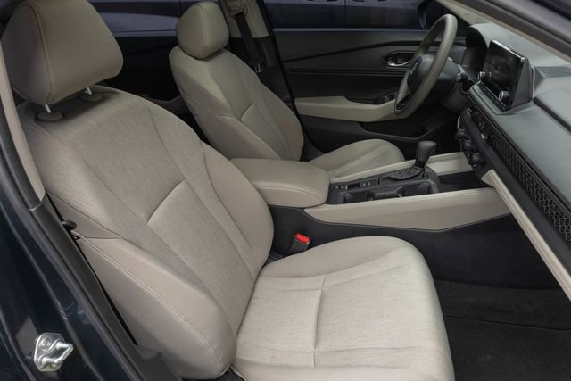 Used 2023 Honda Accord EX image 21