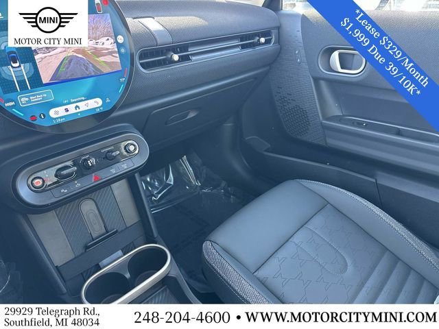 Certified 2025 MINI Cooper 2-Door Hardtop image 33