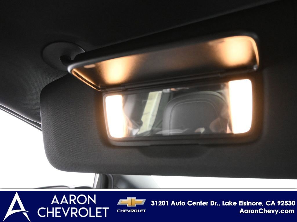 New 2026 Chevrolet Equinox EV LT w/ LPO, Blackout Package AWD/4WD image 20