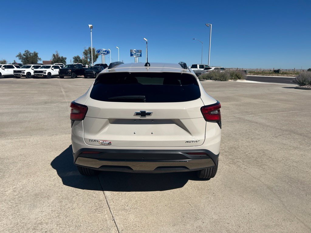 New 2026 Chevrolet Trax ACTIV w/ Driver Confidence Package FWD image 4