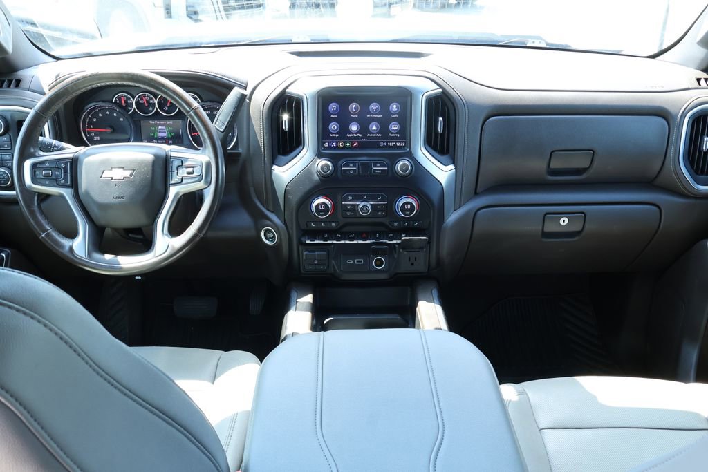 Used 2023 Chevrolet Silverado 2500 LTZ w/ LTZ Convenience Package image 7