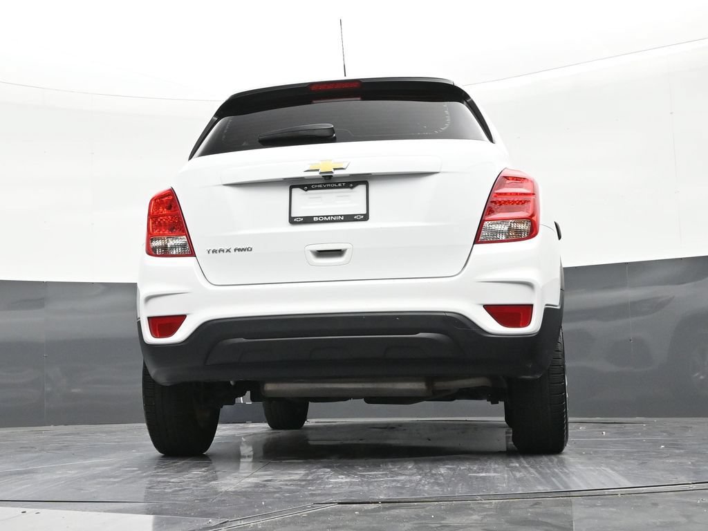 Used 2021 Chevrolet Trax LS AWD/4WD image 23