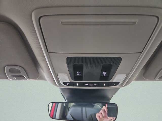 Certified 2025 Honda Pilot Elite image 28