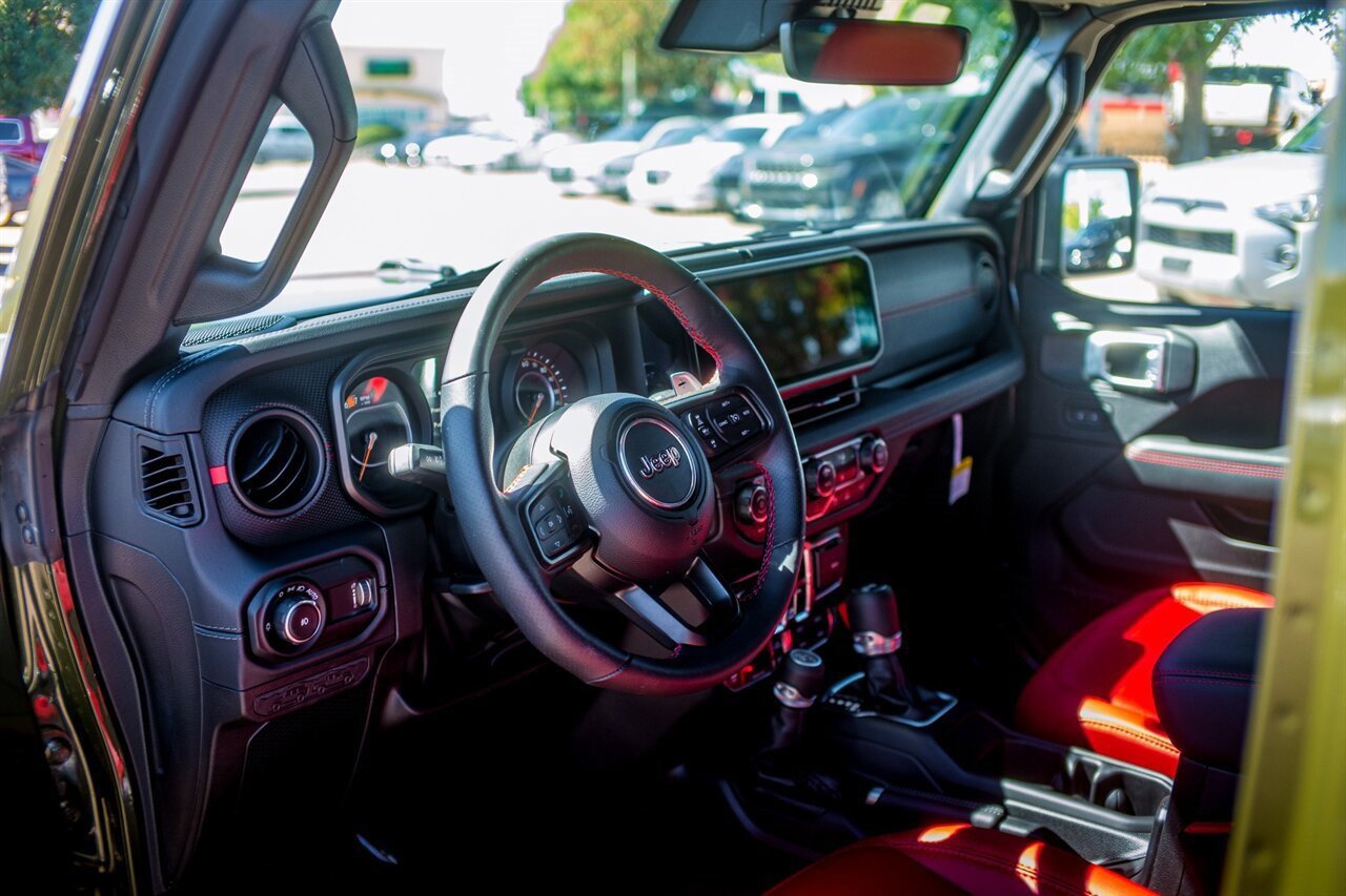 Used 2024 Jeep Wrangler Unlimited Rubicon 392 image 12