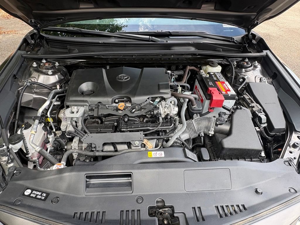 Used 2021 Toyota Camry XLE FWD image 19