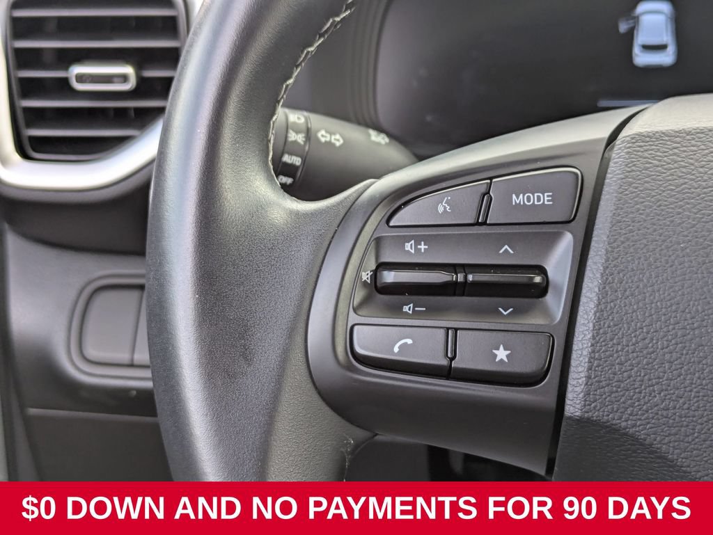 Used 2025 Hyundai Venue SEL FWD image 19