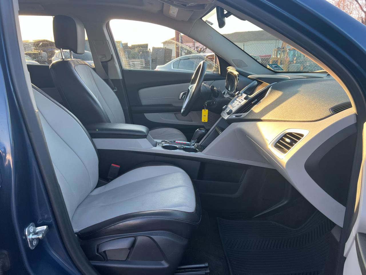 Used 2017 GMC Terrain SLT image 15