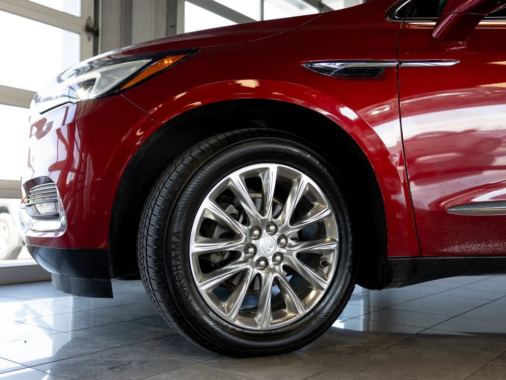 Used 2020 Buick Enclave Premium w/ Surround and Sites Package AWD/4WD image 7