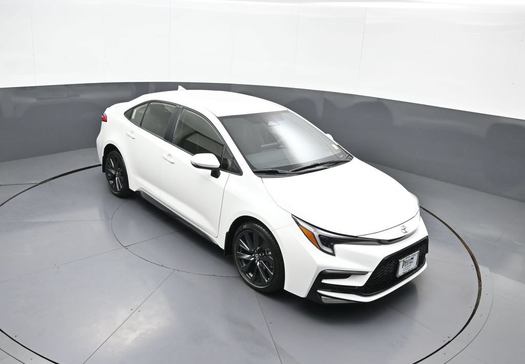 Certified 2026 Toyota Corolla SE FWD image 35
