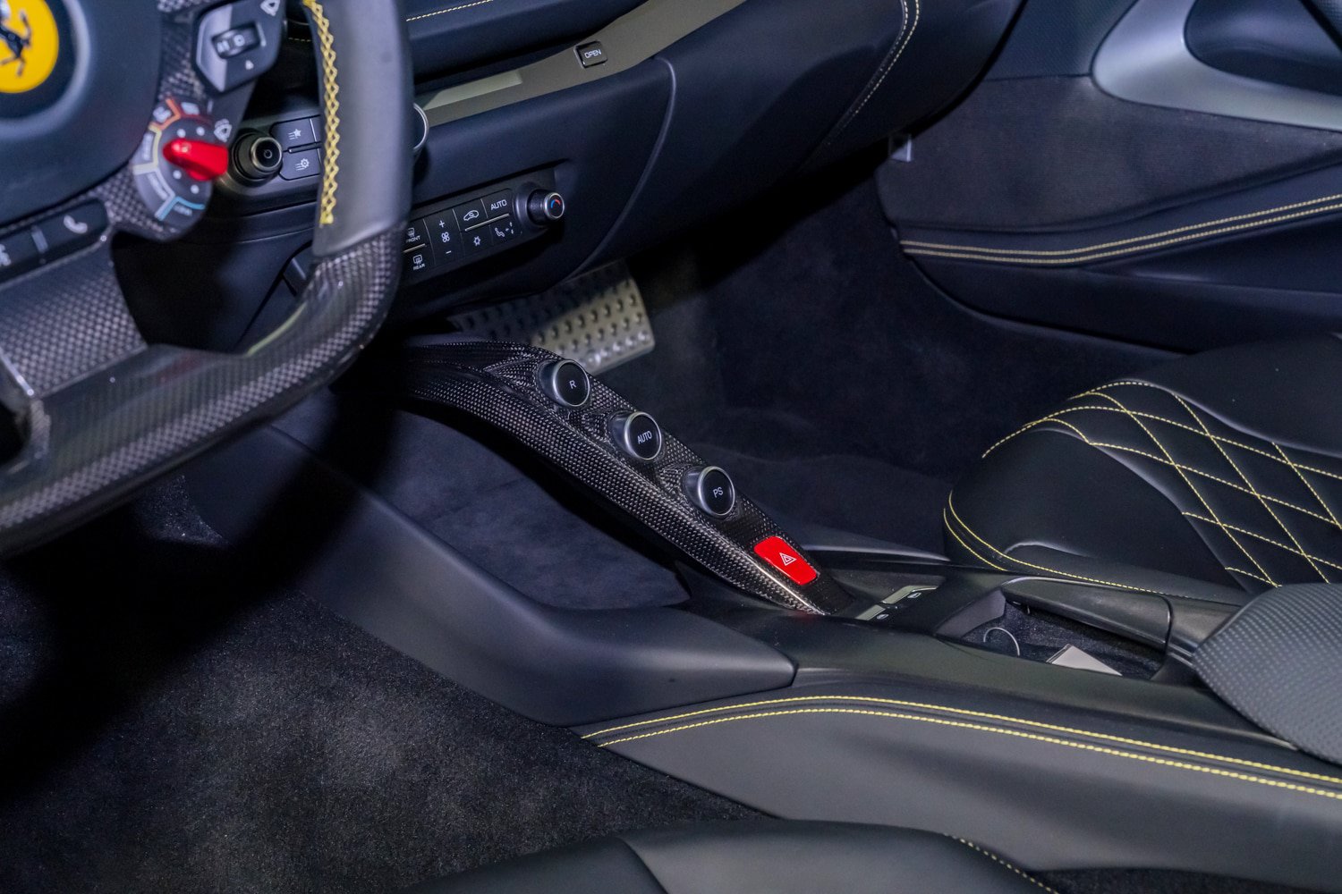 Certified 2020 Ferrari 812 Superfast RWD image 20