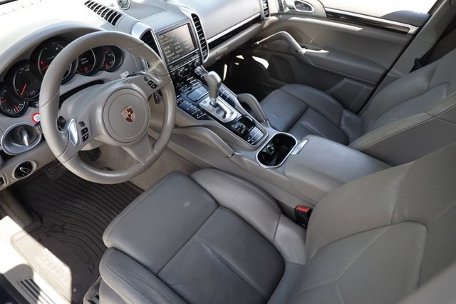 Used 2014 Porsche Cayenne Diesel AWD/4WD image 6