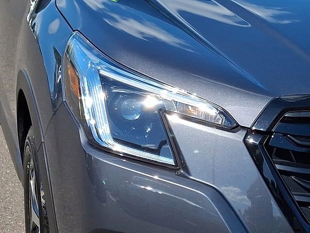 Certified 2023 Subaru Forester Premium AWD/4WD image 9