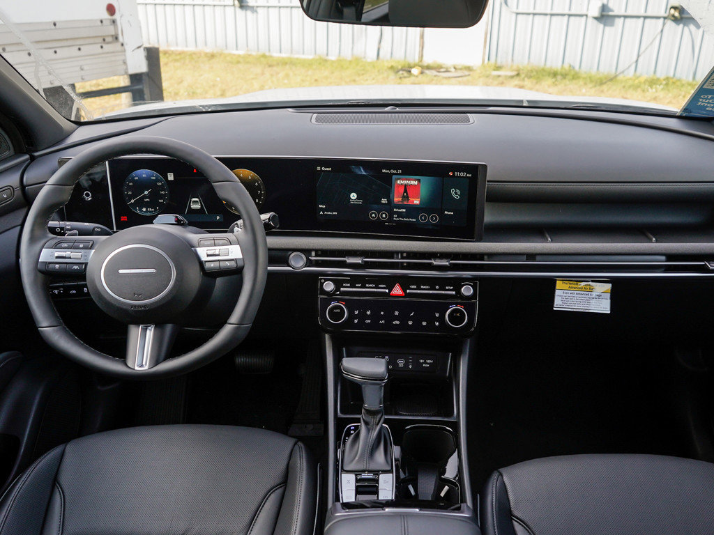 New 2025 Hyundai Santa Cruz Limited image 11