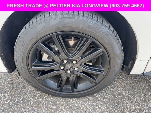 Used 2022 Ford Edge ST-Line w/ Cargo Accessory Package AWD/4WD image 9
