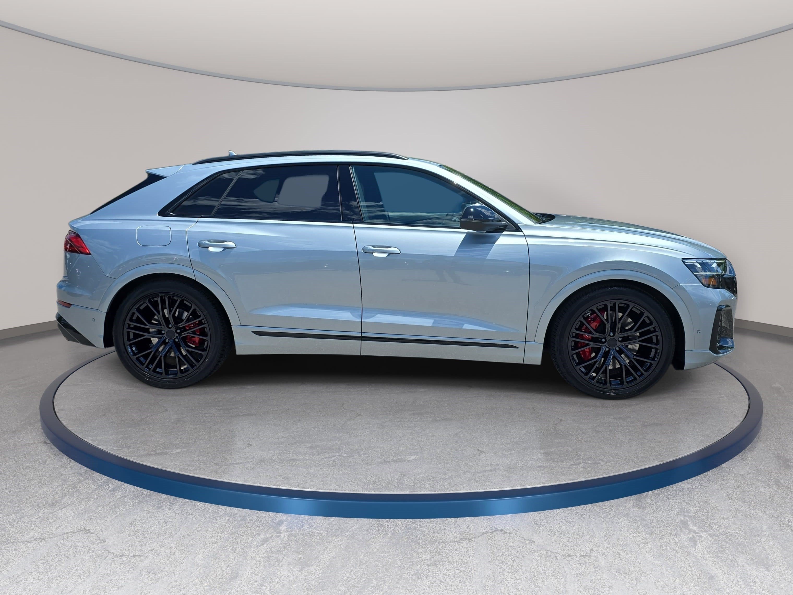 New 2026 Audi SQ8 Premium Plus AWD/4WD image 4