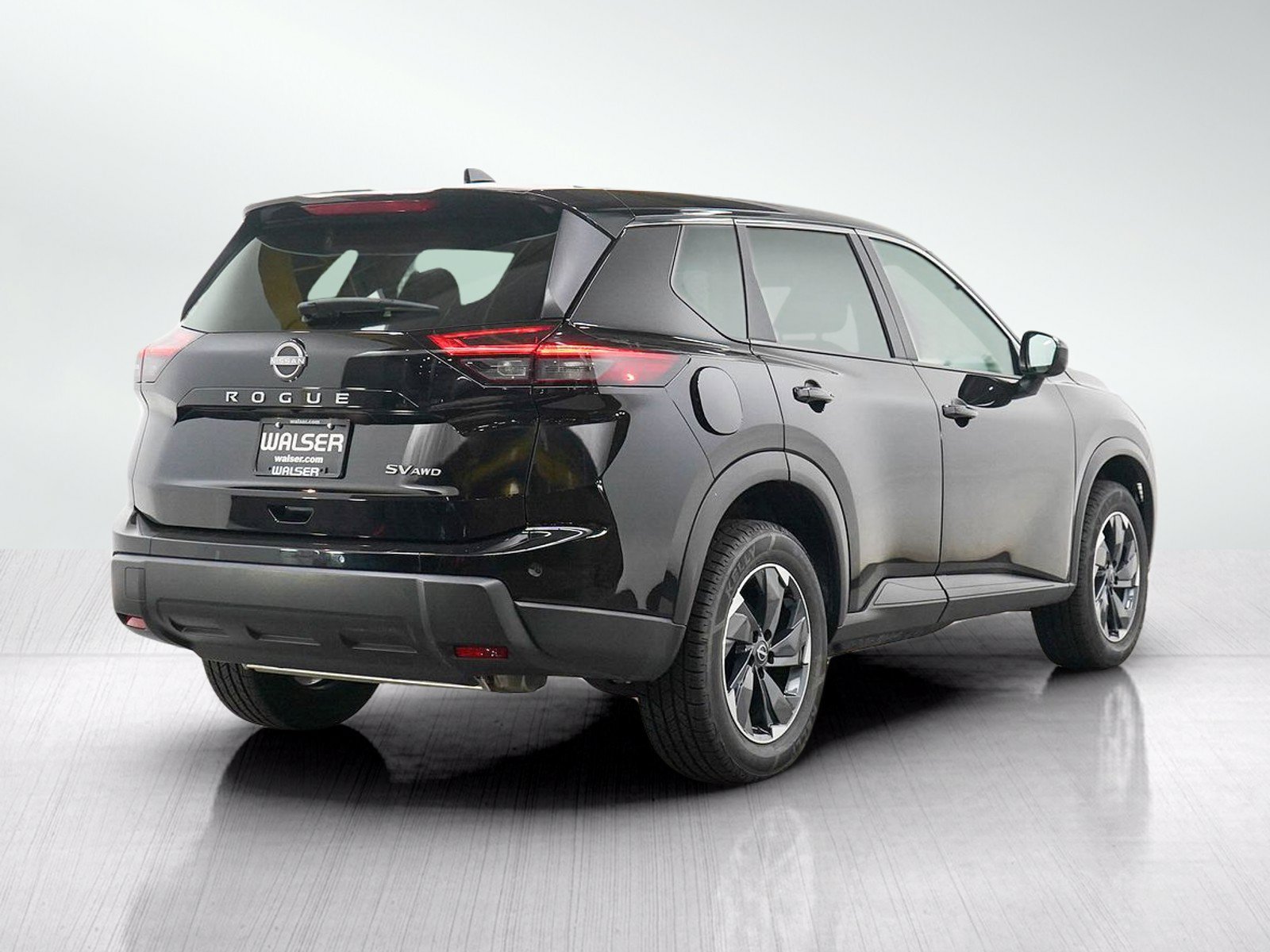 Used 2024 Nissan Rogue SV AWD/4WD image 5