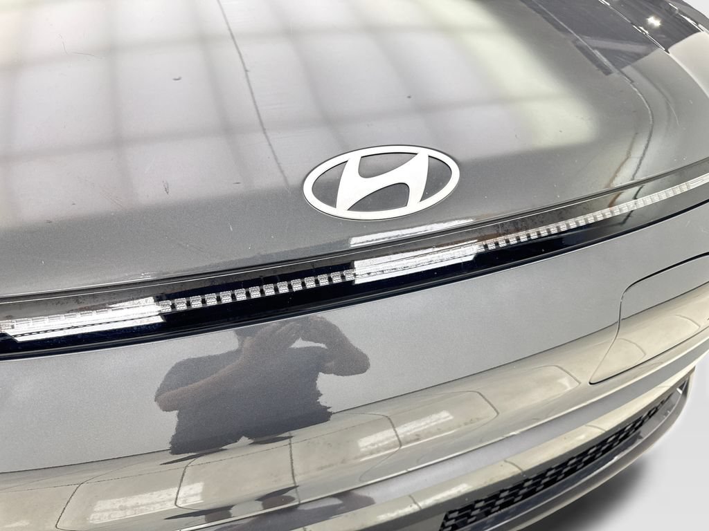 Used 2024 Hyundai Kona SEL FWD image 25
