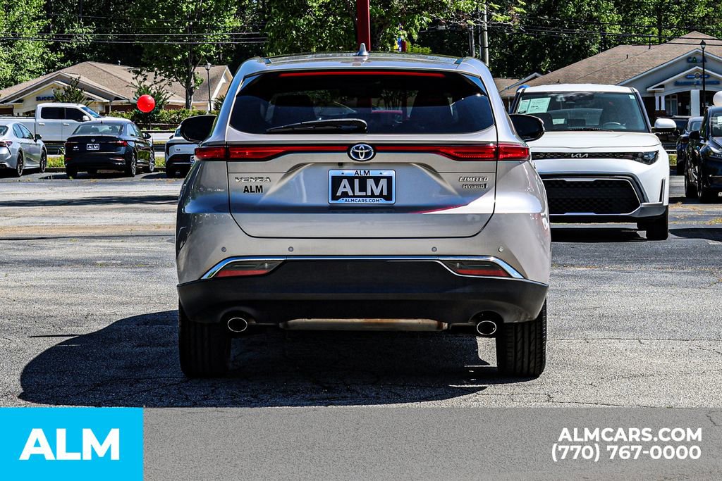 Used 2022 Toyota Venza Limited AWD/4WD image 12