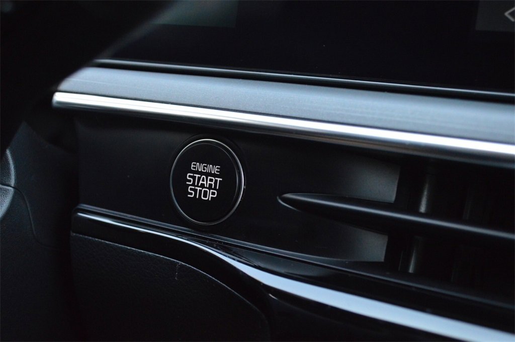 Used 2025 Kia K5 GT-Line image 39