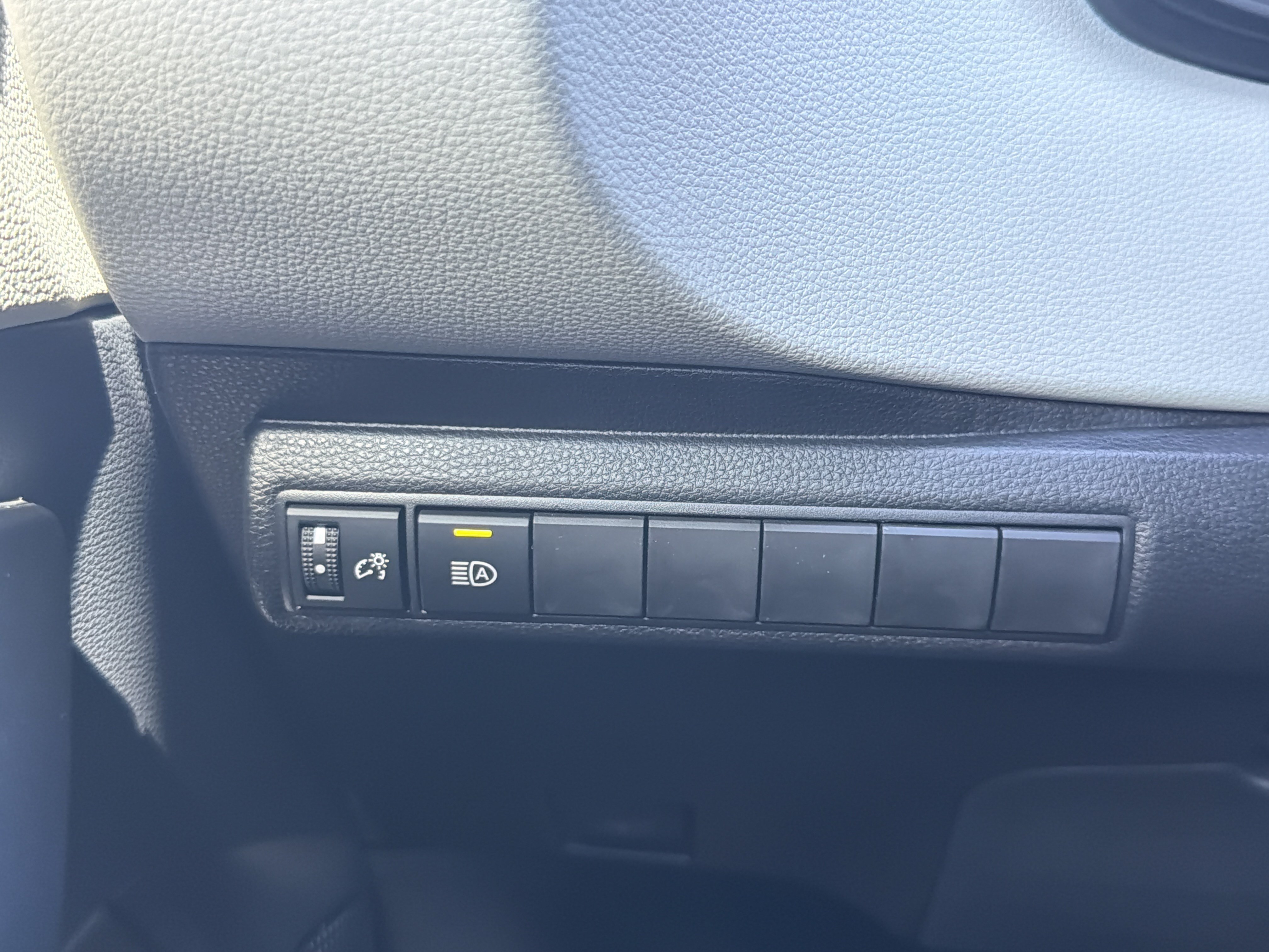 New 2027 Toyota Corolla LE FWD image 29