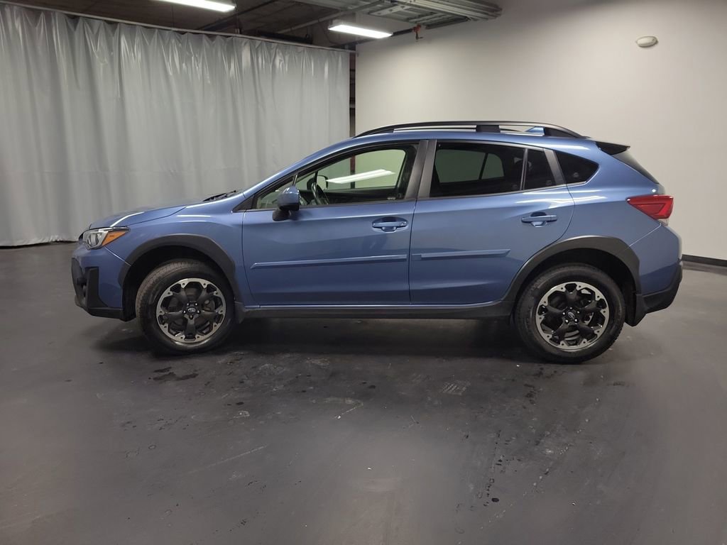 Used 2021 Subaru Crosstrek 2.0i Premium image 5
