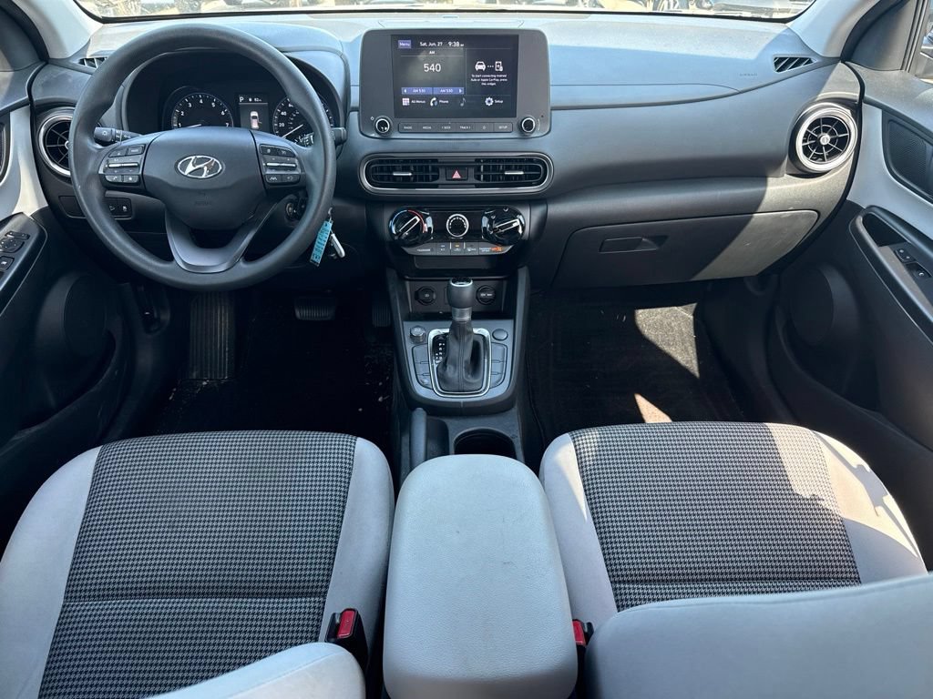 Used 2022 Hyundai Kona SE FWD image 11