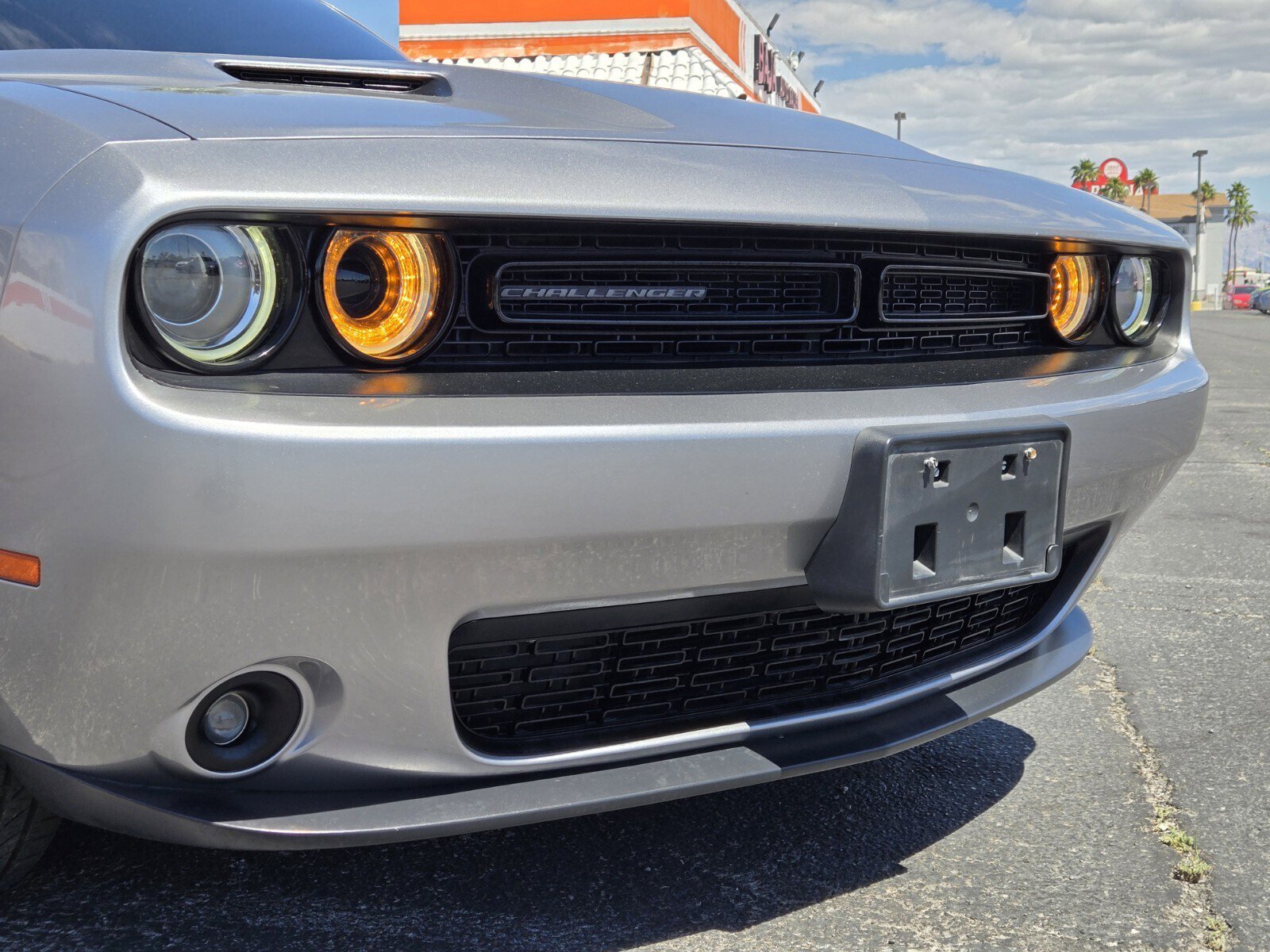 Used 2018 Dodge Challenger SXT Plus RWD image 5