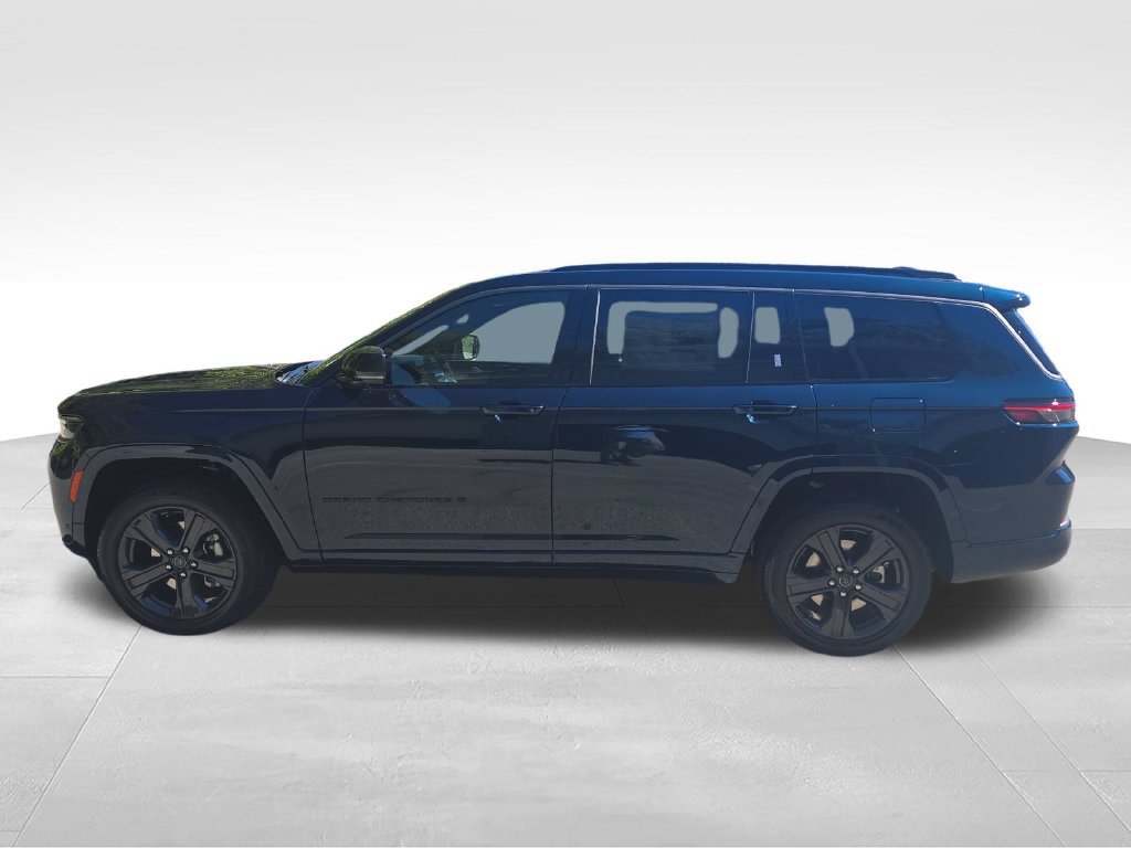 New 2027 Jeep Grand Cherokee L Limited AWD/4WD image 2