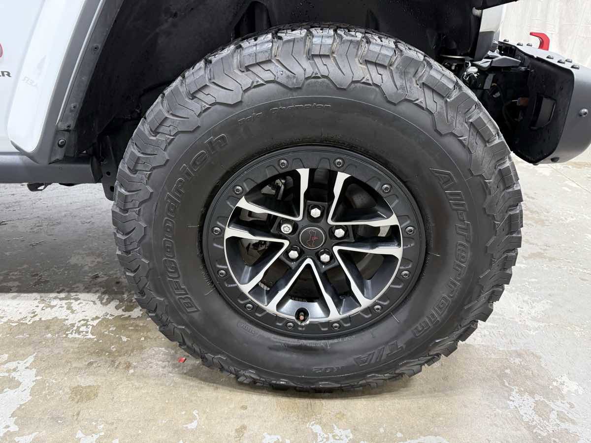 Used 2024 Jeep Wrangler Unlimited Rubicon image 6