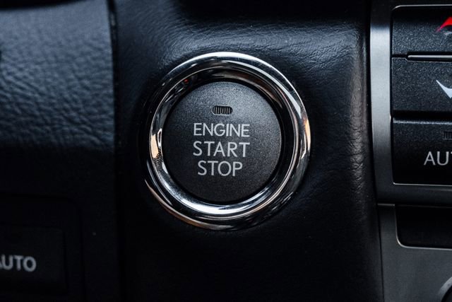 Used 2013 Lexus LS 460 w/ F-Sport Pkg RWD image 23