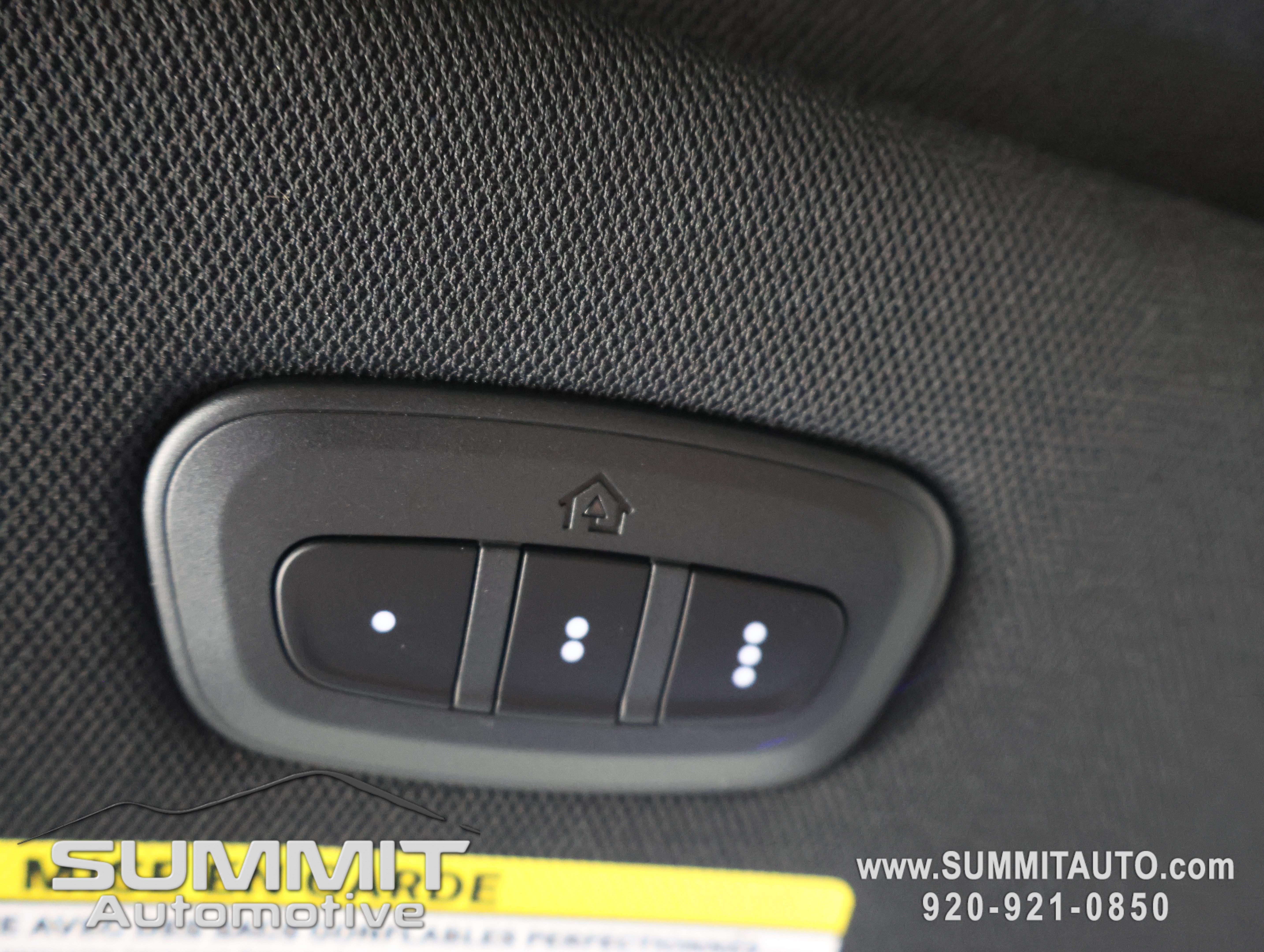 New 2027 Chrysler Pacifica Limited AWD/4WD image 80