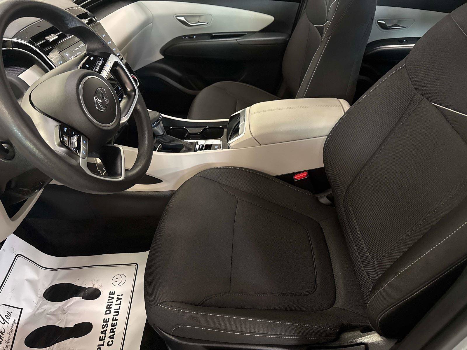 Used 2024 Hyundai Tucson SE image 20