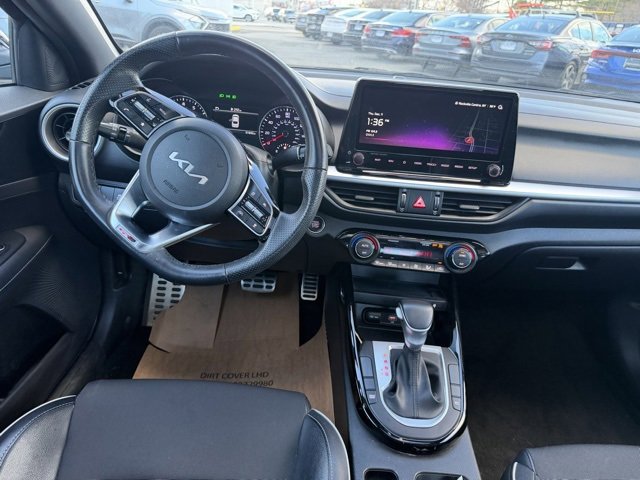 Used 2023 Kia Forte GT-Line w/ GT-Line Premium Package image 14