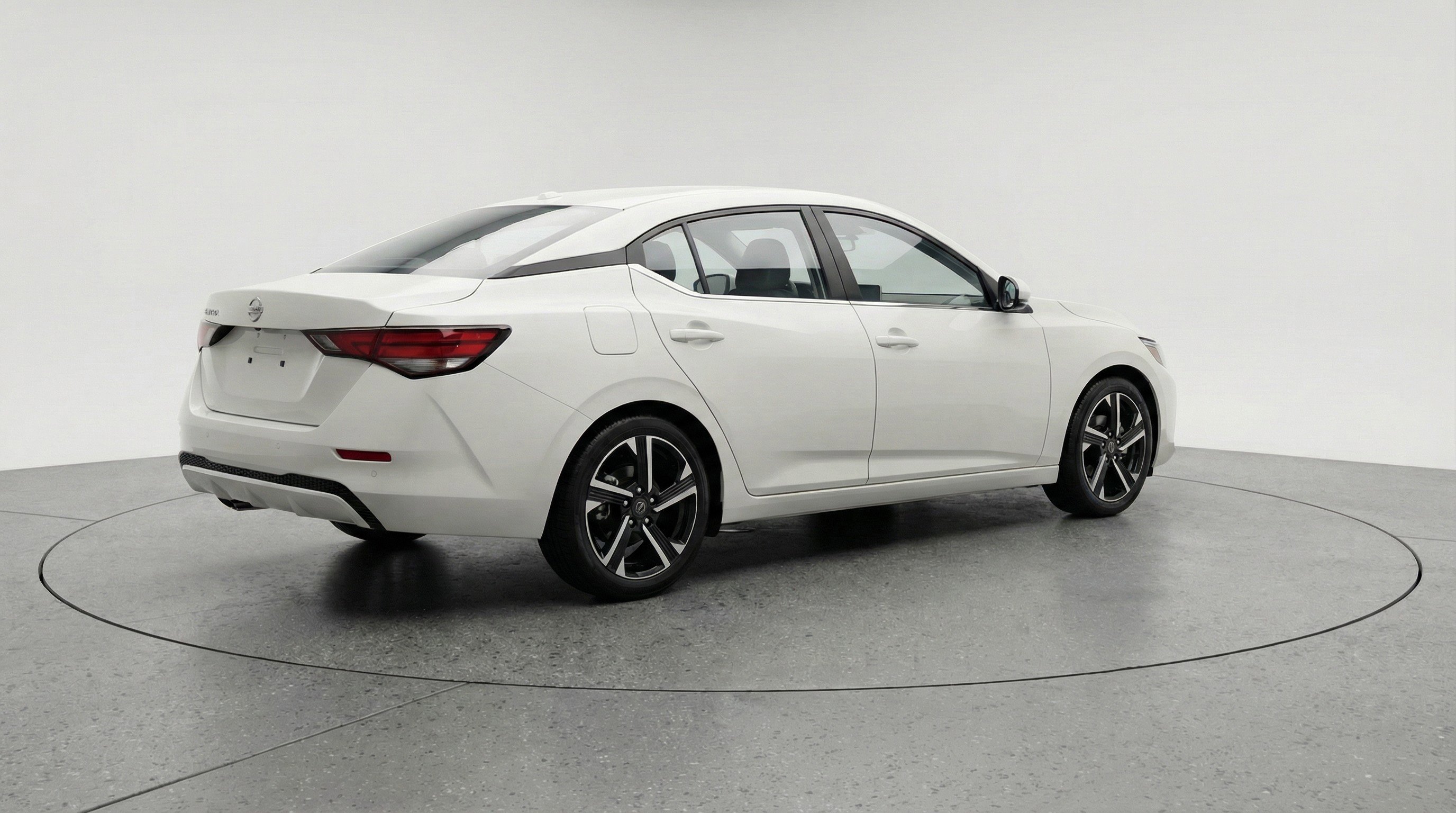 Used 2025 Nissan Sentra SV image 9