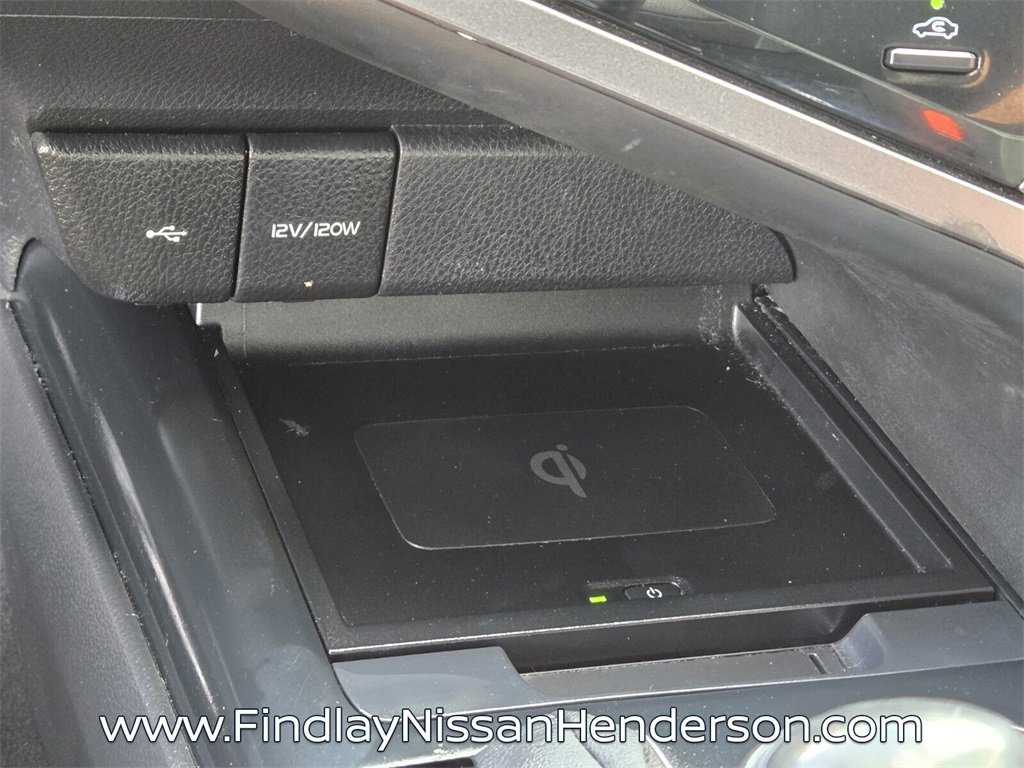 Used 2020 Toyota Camry XSE image 25