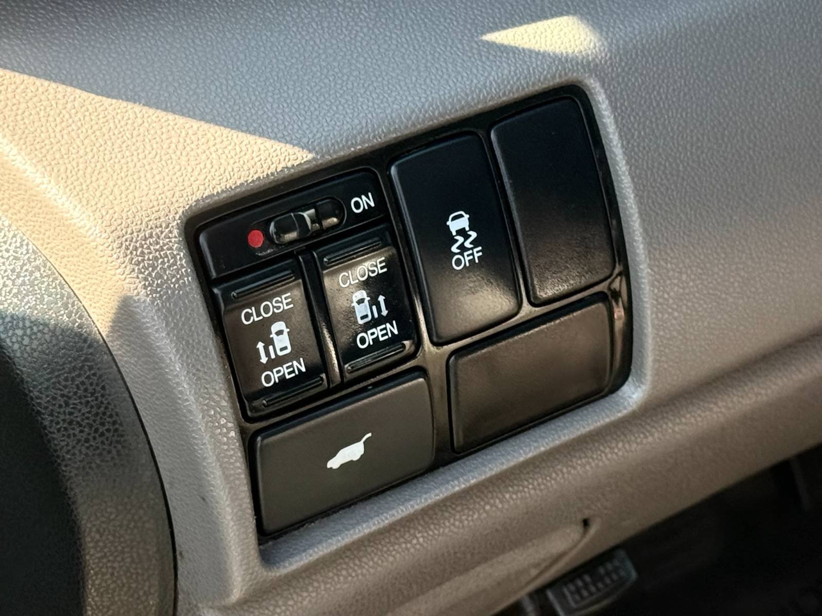 Used 2013 Honda Odyssey EX-L image 41