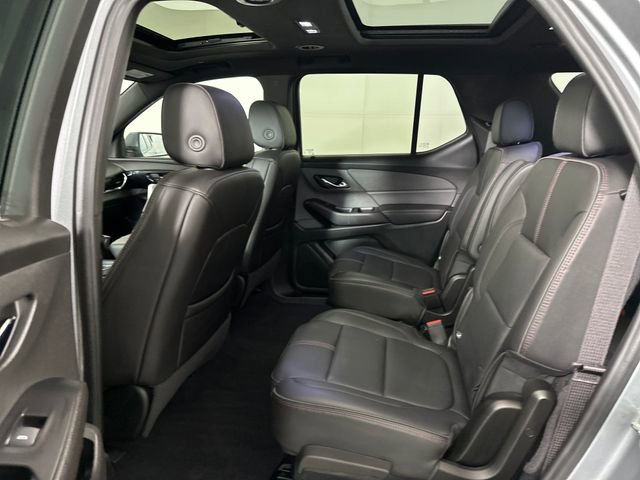 Used 2023 Chevrolet Traverse RS image 25