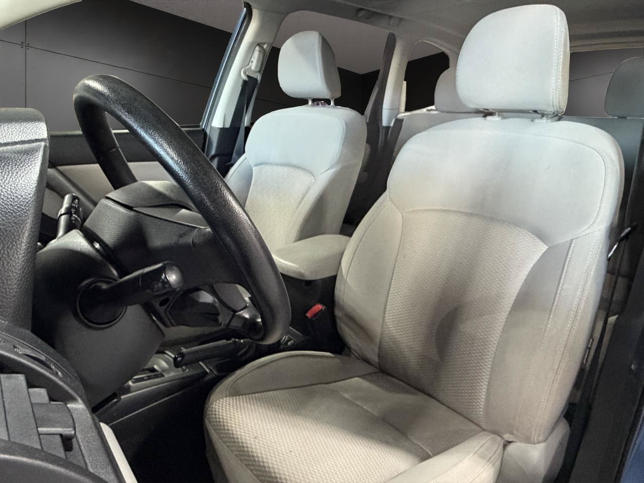 Used 2014 Subaru Forester 2.5i Premium w/ All-Weather Package AWD/4WD image 9