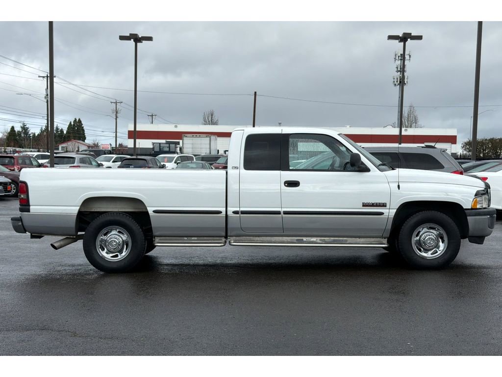 Used 1999 Dodge Ram 2500 Truck 2WD Quad Cab image 3