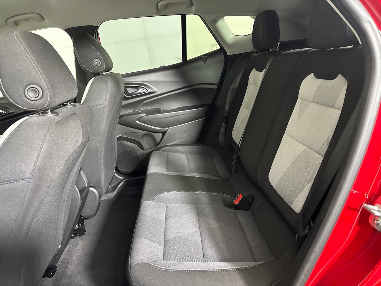 Used 2026 Chevrolet Trax LS FWD image 23