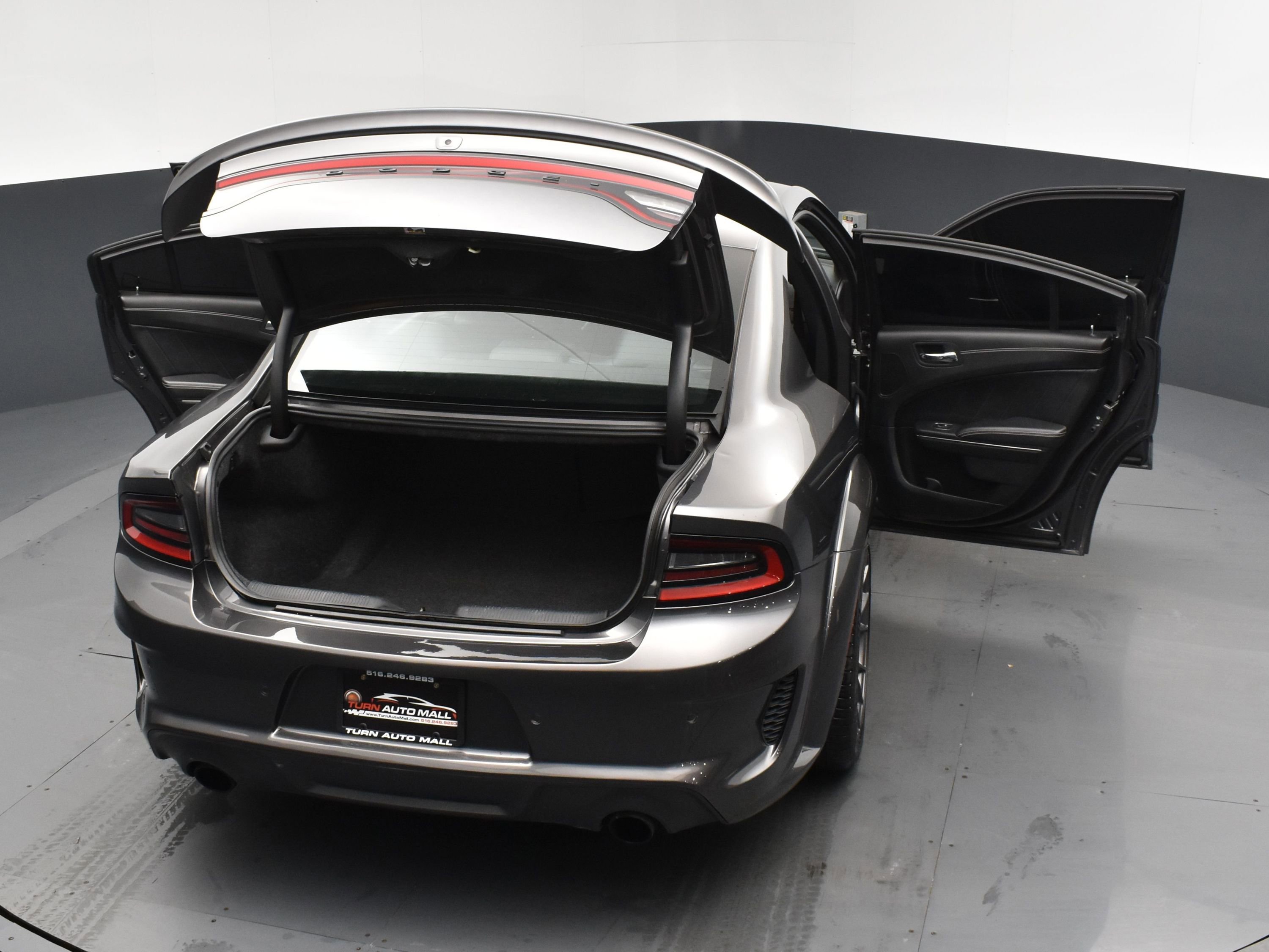 Used 2022 Dodge Charger SRT Hellcat w/ Harman/Kardon Audio Group image 23